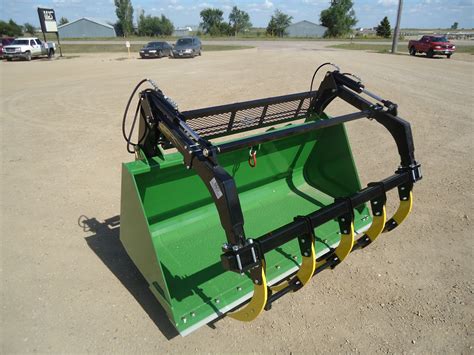 loader bucket attachments for tractors